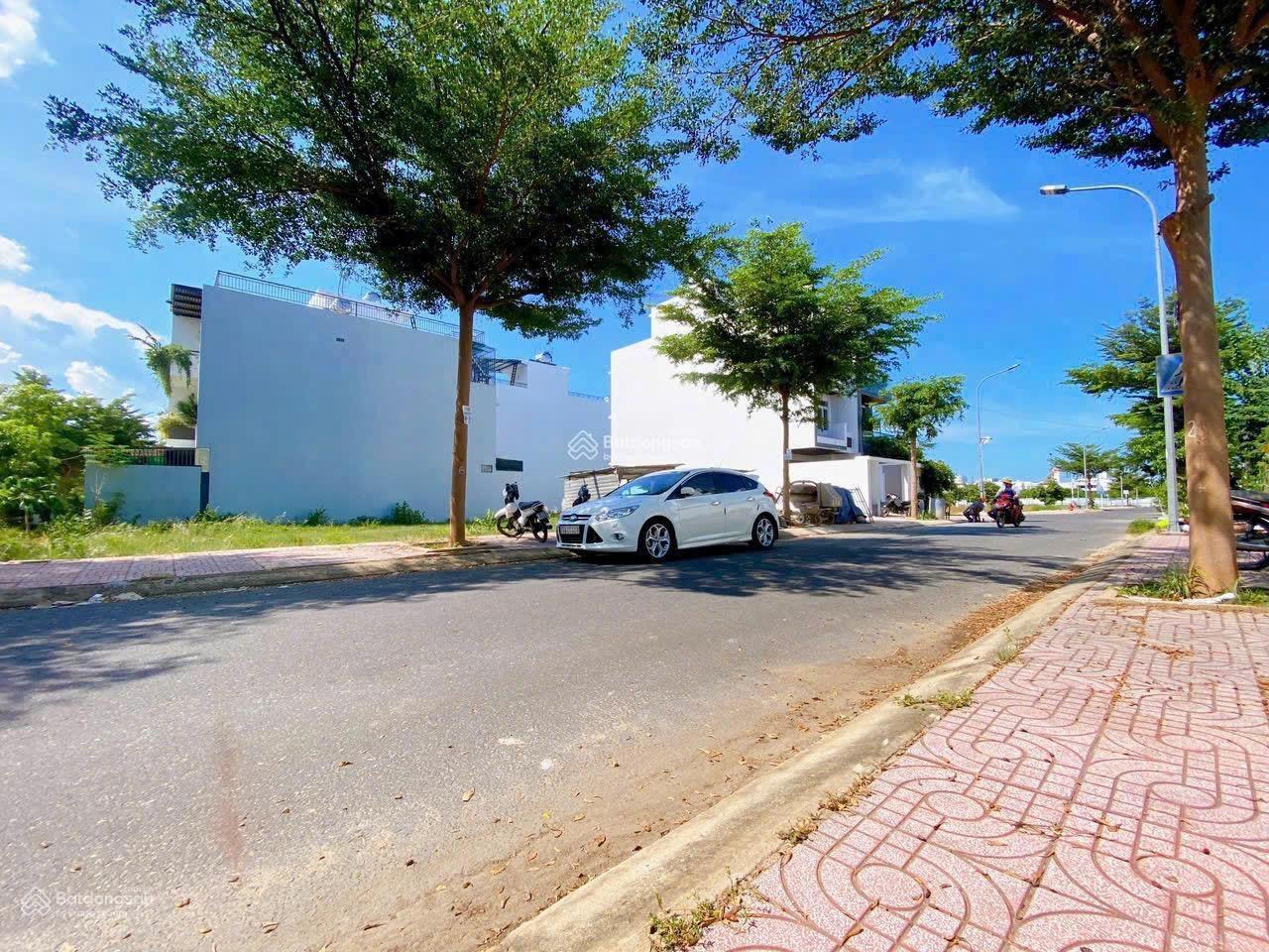 Chủ Ngộp Hạ Giá Bán Gấp 206m2, Đường Lê Duẩn, Ngay Trung Tâm Long Thành, Giá 2Ty25 Công Chứng Ngay