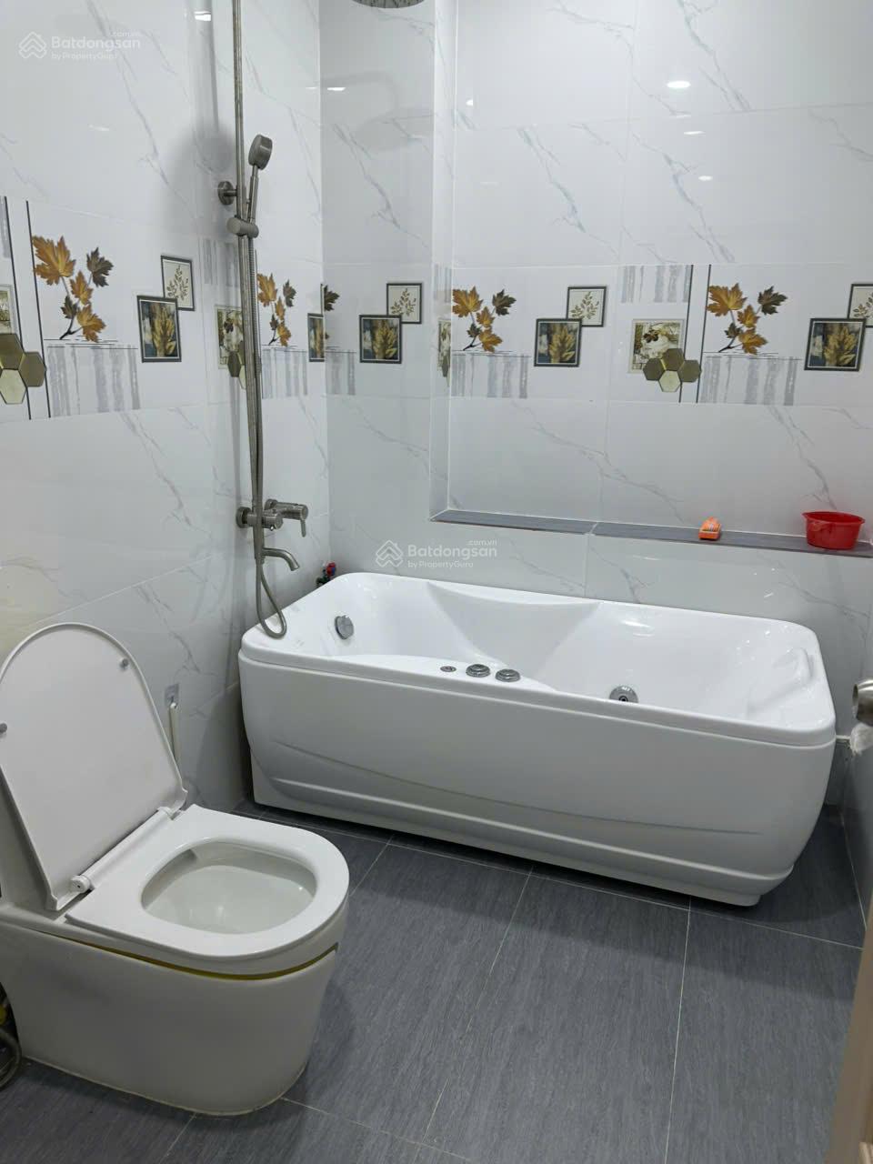 Bán 3 căn nhà phố DT 4x18,5m đường Nguyễn Cửu Phú, 3PN, 3WC, giá 4 tỷ 500tr, SHR. LH 0931 502 *** Bán 3 căn nhà phố DT 4x18,5m đường Nguyễn Cửu Phú, 3PN, 3WC, giá 4 tỷ 500tr, SHR. LH 0931 502 ***