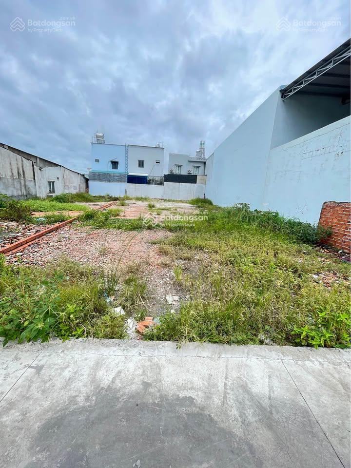 Gia đình ở xa cần nhượng lại 332m2(SHR) giá 400 triệu đ. Hương Lộ 2 Phường Lộc Hưng TX Trảng Bàng Gia đình ở xa cần nhượng lại 332m2(SHR) giá 400 triệu đ. Hương Lộ 2 Phường Lộc Hưng TX Trảng Bàng