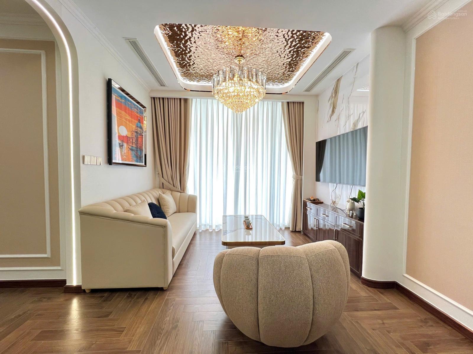 Bán CC Vinhomes Central Park, 14,6 tỷ, 120m2, 3PN, 2WC, đầy đủ tiện nghi, uy tín