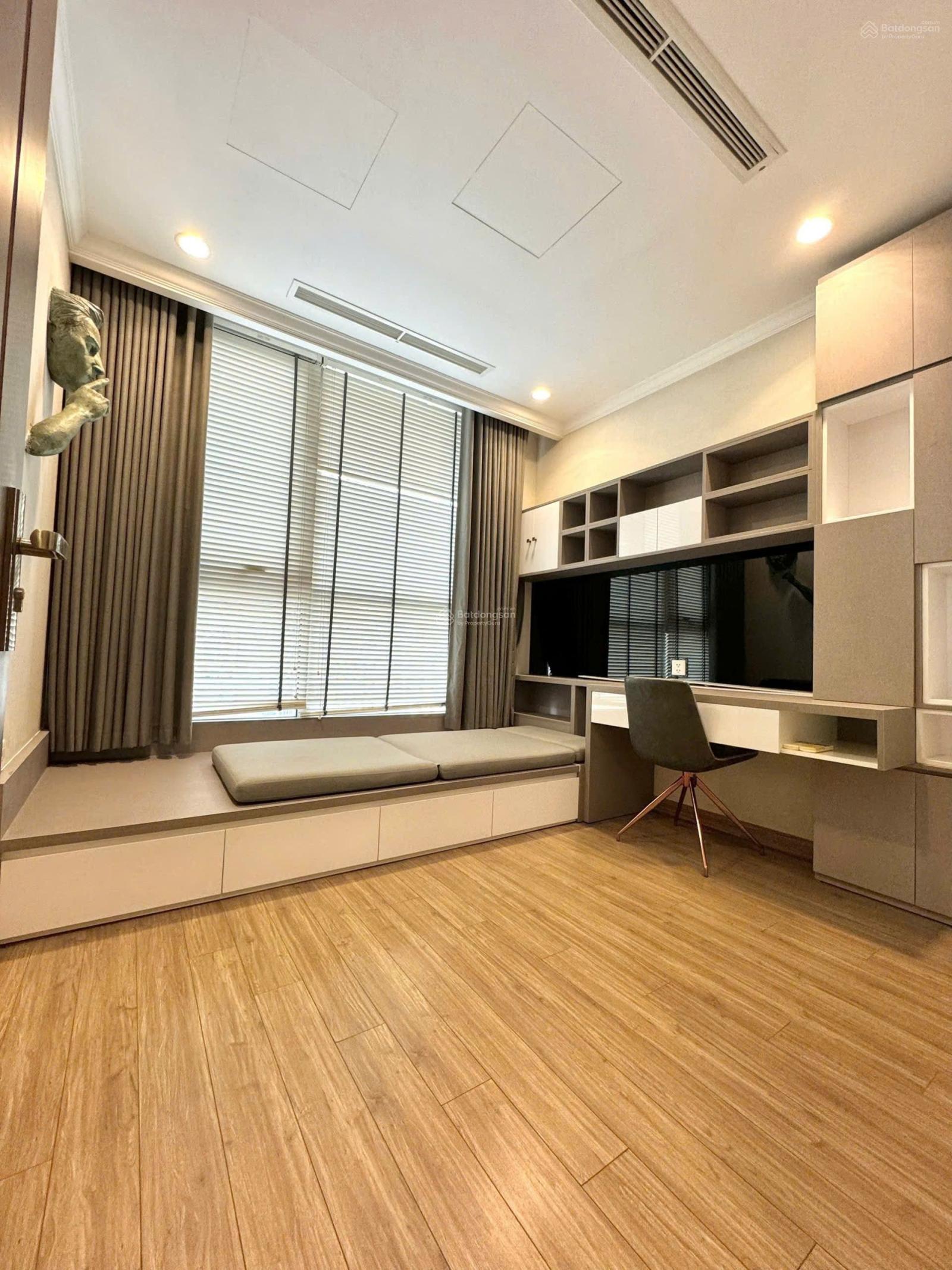 Bán căn hộ chung cư tại Vinhomes Central Park, 11 tỷ, 115m2, view đẹp, chính chủ Bán căn hộ chung cư tại Vinhomes Central Park, 11 tỷ, 115m2, view đẹp, chính chủ