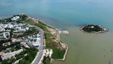 Bán nhà xây hẻm đường Phạm Văn Đồng, Bắc Nha Trang cách biển 150m giá tốt