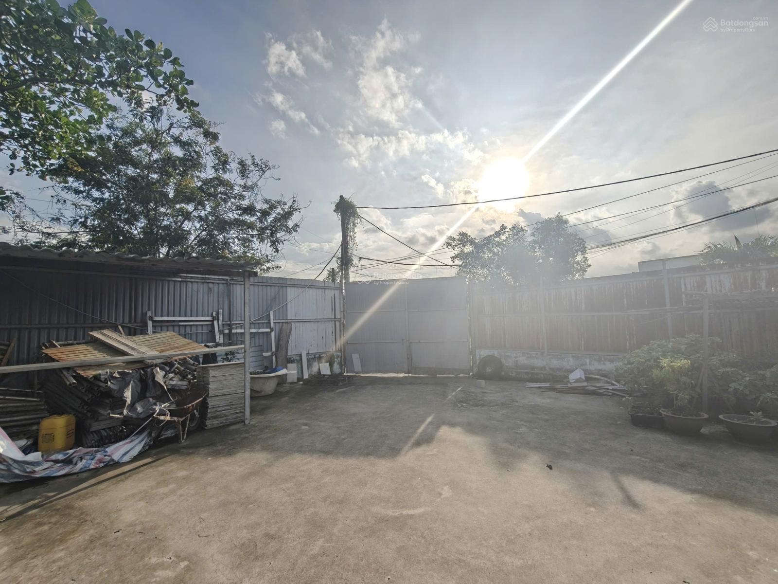 Cho thuê kho xưởng 900m2 Trường Lưu, Phường Long Trường Quận 9