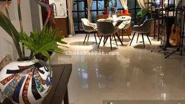 Bán biệt thự Ciputra Hà Nội 126m, 3,5 tầng, giá 46 tỷ. LH 0988 154 *** Mr Hiệu