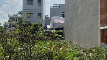 Chính chủ gửi bán nhanh lô đất hướng Đông. Giá tốt. Chỉ 7 tỷ 300. Bao thuế phí. Đã ép cọc