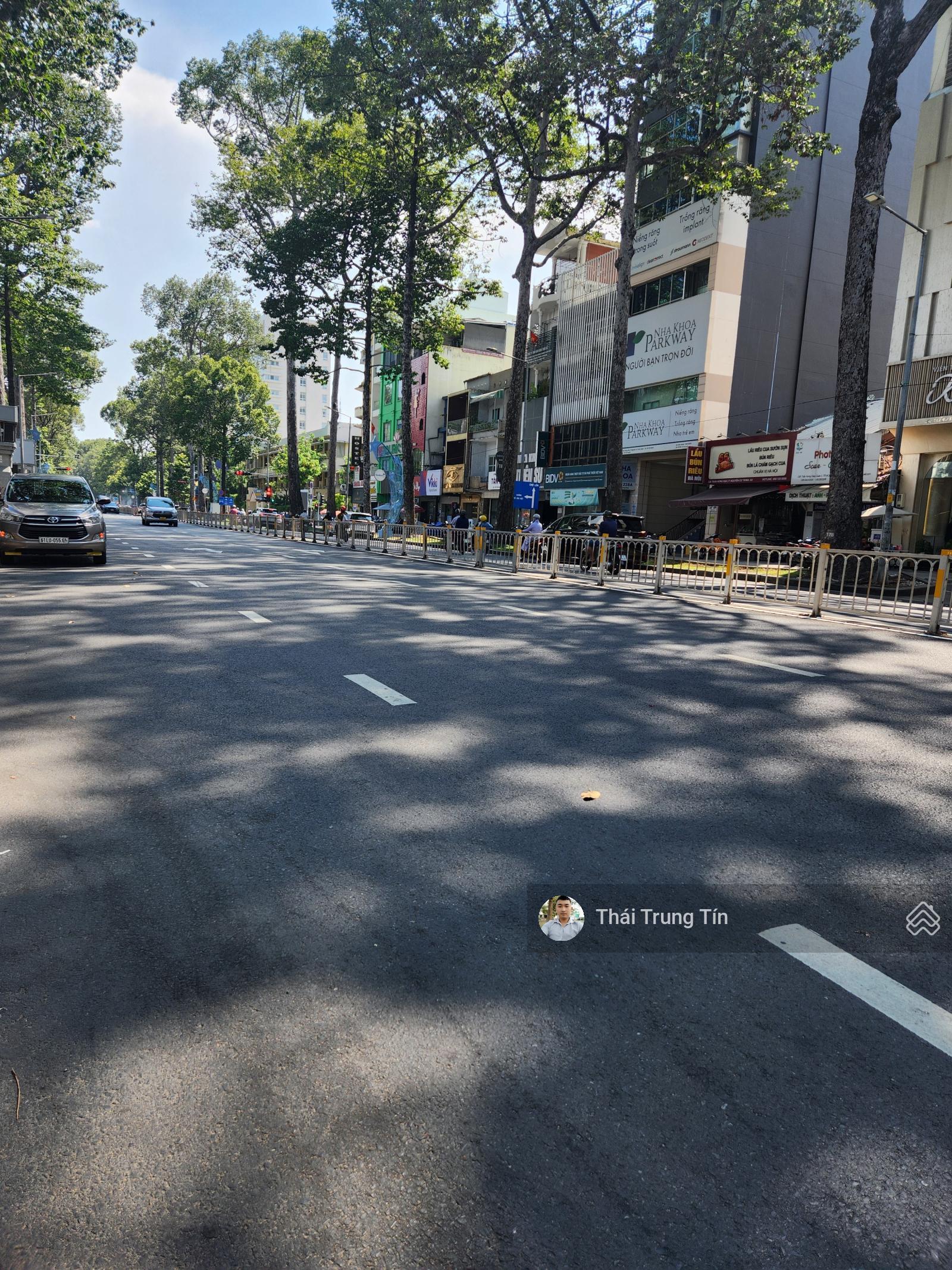 Bán gấp nhà Nguyễn Tri Phương, Q. 5 - vị trí vàng hai mặt tiền