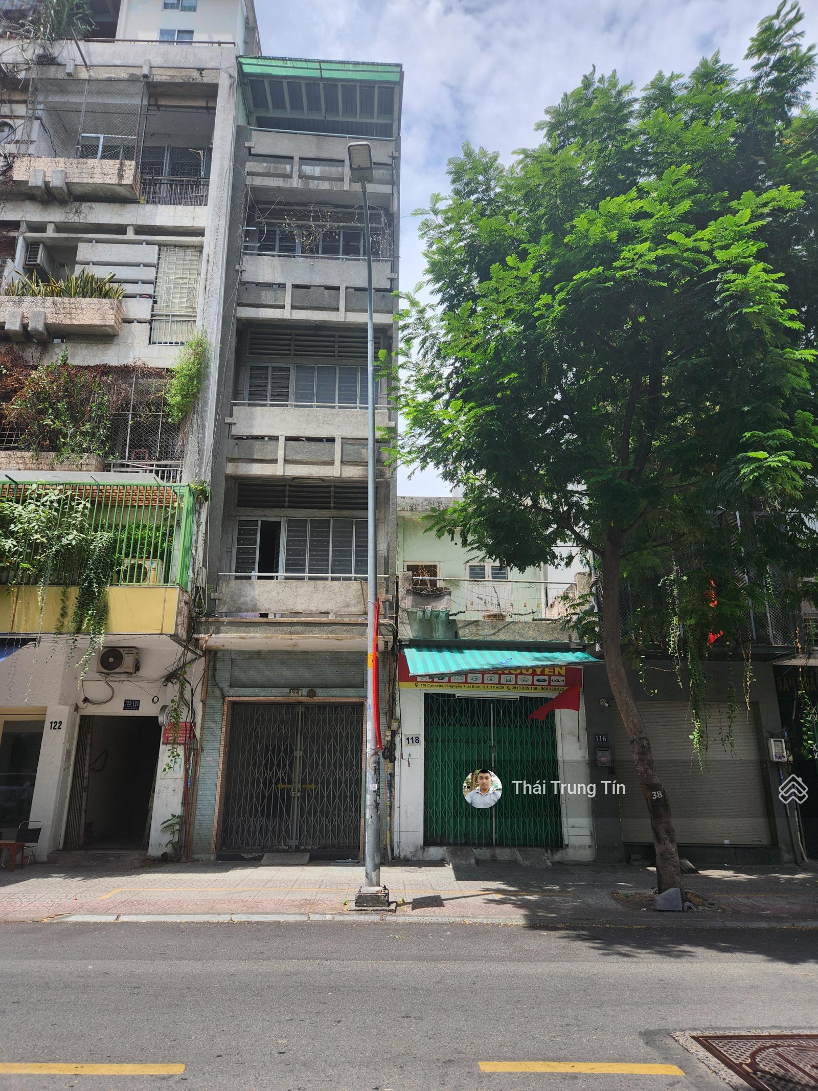 Bán gấp nhà Nguyễn Tri Phương, Q. 5 - vị trí vàng hai mặt tiền