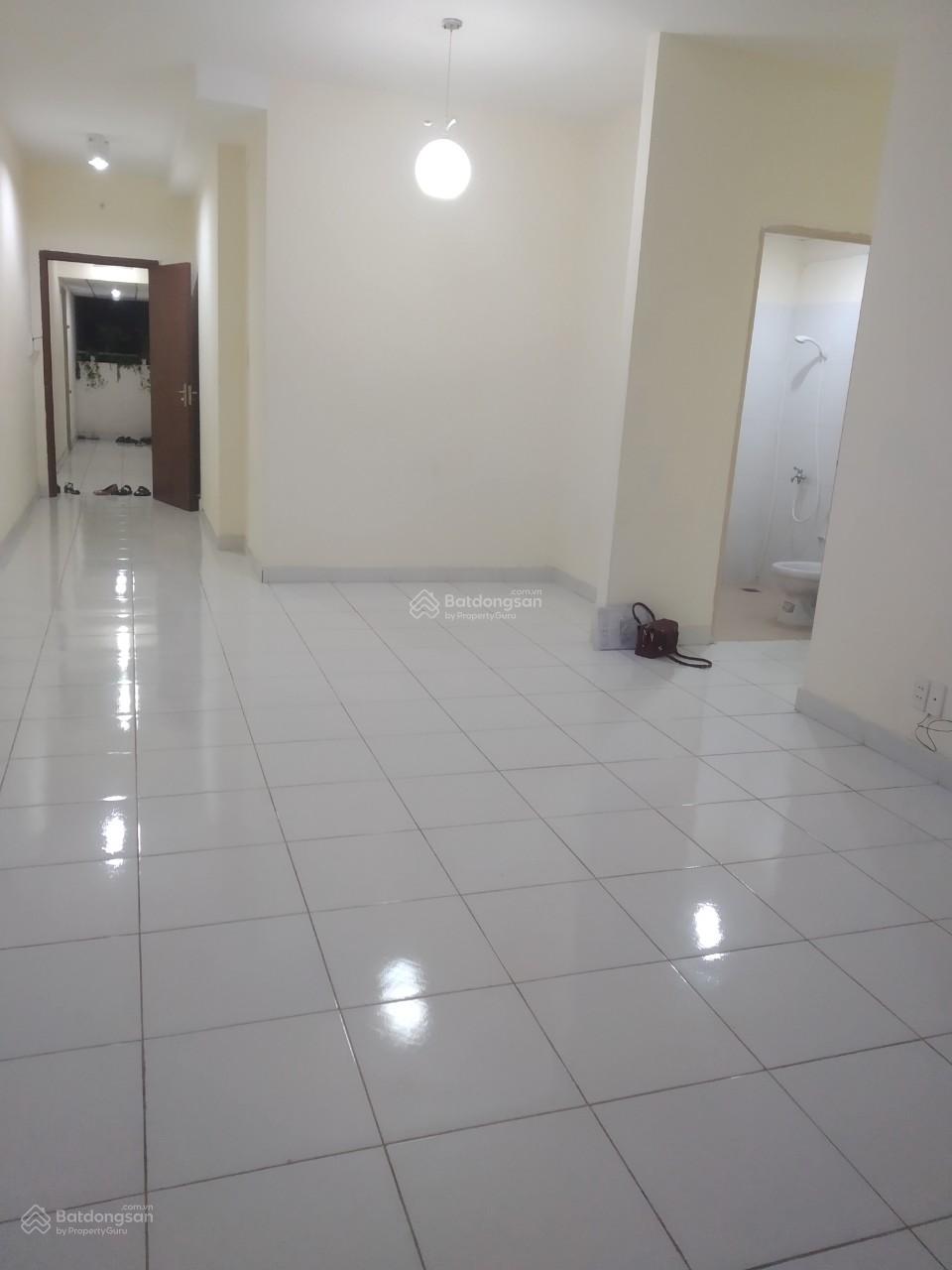 HQC Hóc Môn căn góc 72m2, giá 1.3 tỷ, 2PN, 2WC. LH 0909 456 ***