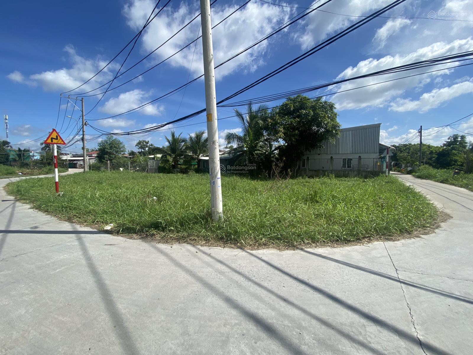 Ngộp hạ giá góc 2MT đường 173.8m2 có thổ cư giá rẻ