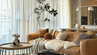 Bán căn góc chung cư Vincom Center Bà Triệu, 135m2, 2PN, 2WC giá tốt nhất thị trường. LH 0942 033 ***