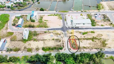 Cần bán lô góc KDC Tịnh Kỳ TP. Quảng Ngãi, 172mv Sổ Hồng Riêng, giá 10.5 triệu/m2 có thương lượng