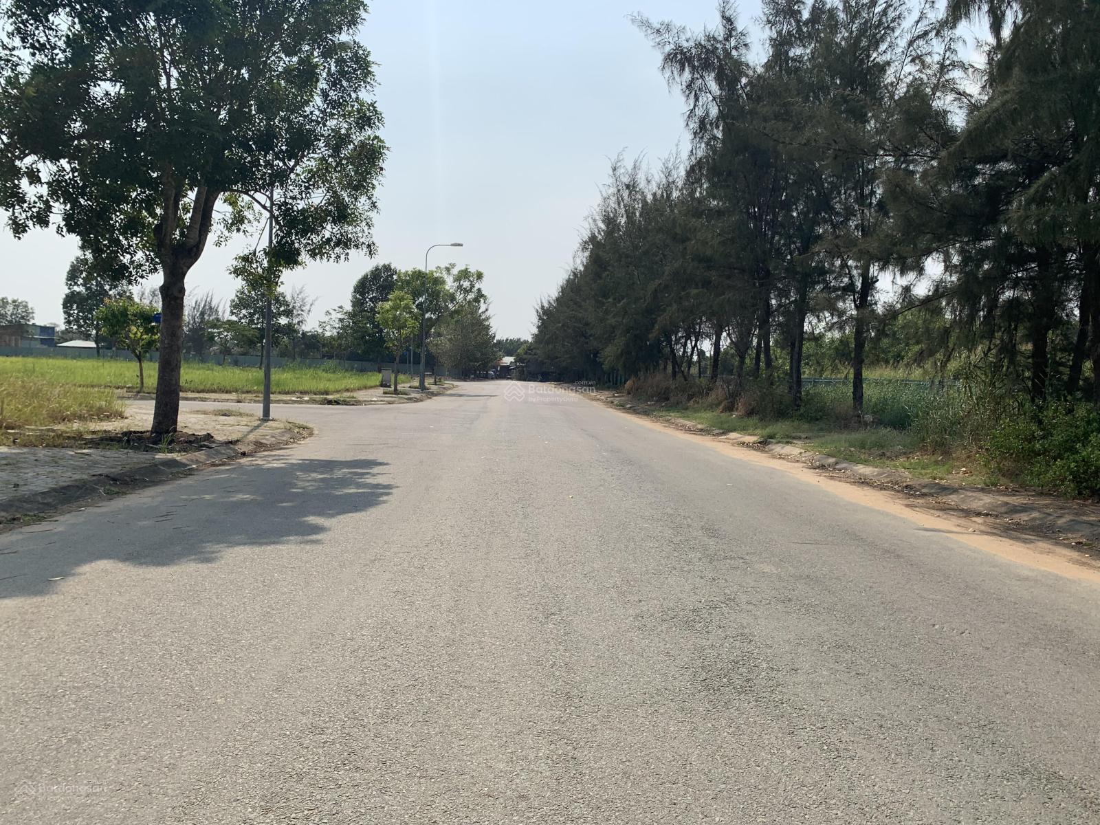 Nền BT Bờ Rạch VPH, NB, 240m2 H. Đông Nam, view rạch, sổ cty, đg 12m, giá 53tr/m2.0933 490 *** Nền BT Bờ Rạch VPH, NB, 240m2 H. Đông Nam, view rạch, sổ cty, đg 12m, giá 53tr/m2.0933 490 ***