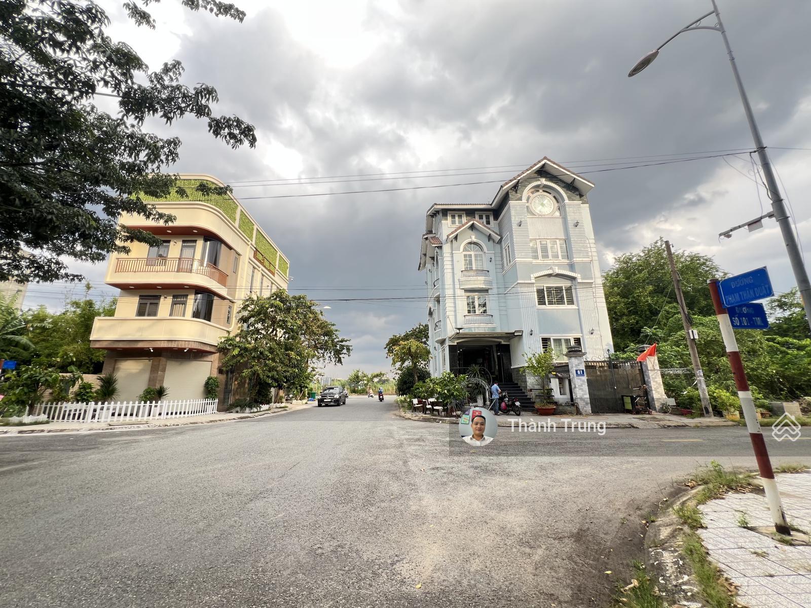 Cập nhật giỏ hàng tất cả các nền đang bán chuyển nhượng tại KDC Số 1 tháng 01/2026. Giá từ 100tr/m2 Cập nhật giỏ hàng tất cả các nền đang bán chuyển nhượng tại KDC Số 1 tháng 01/2026. Giá từ 100tr/m2