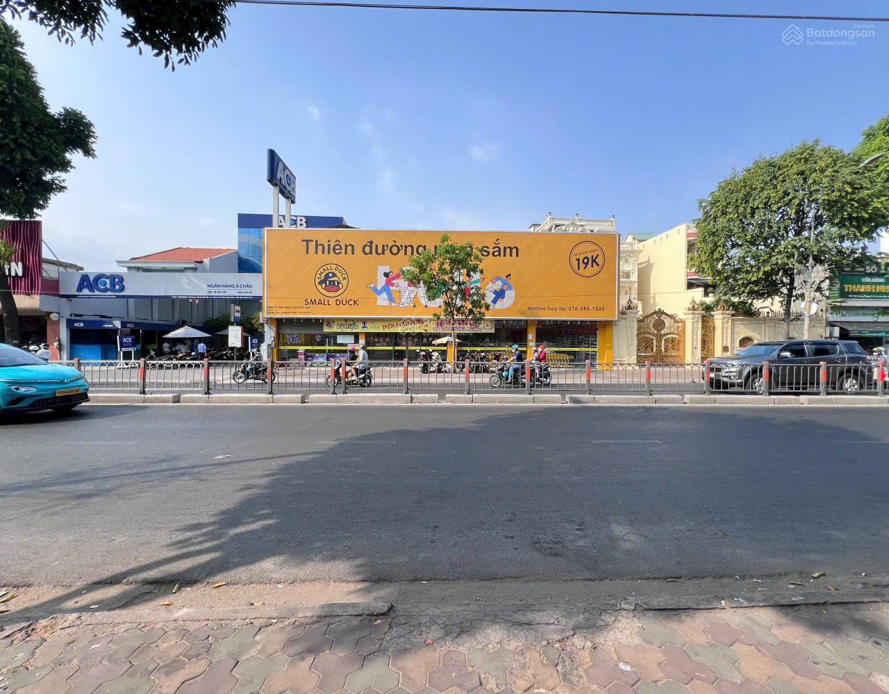 Bán nhà góc 2 mặt tiền ngay Trần Hưng Đạo - DT: 13 x 60m. CN: 705m2 - Giá bán: 320 tỷ TL