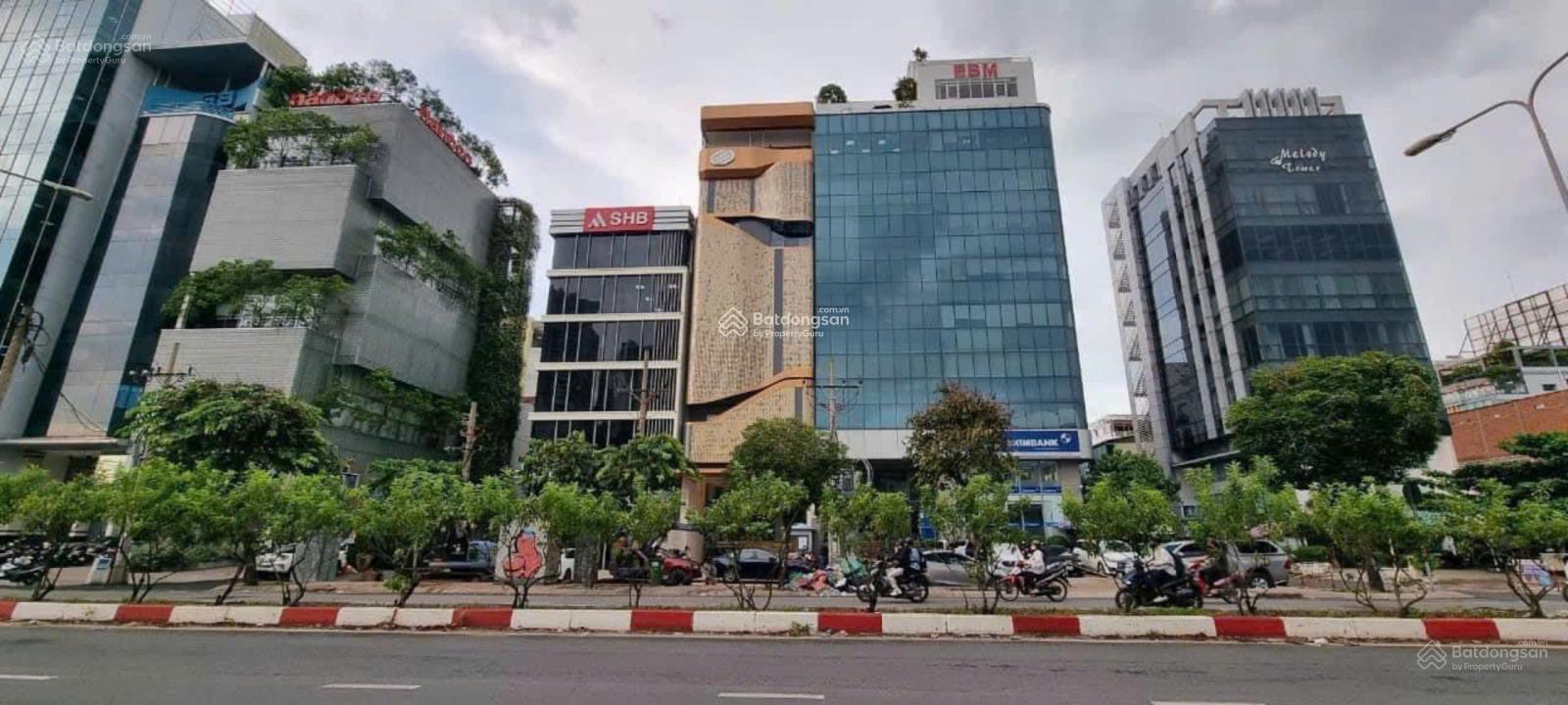 Bán gấp tòa nhà VP mặt tiền ngay Nguyễn Gia Trí ,Bình Thạnh 8,2x34m Hầm 7 tầng HĐT 400 tr Giá 85 tỷ