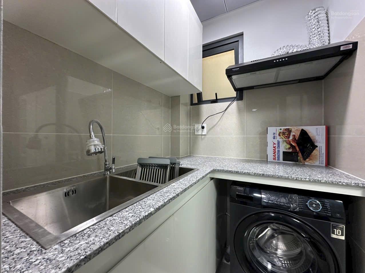 5tr ngay Trần Não phòng studio tách bếp full nội thất - đúng hình đúng giá