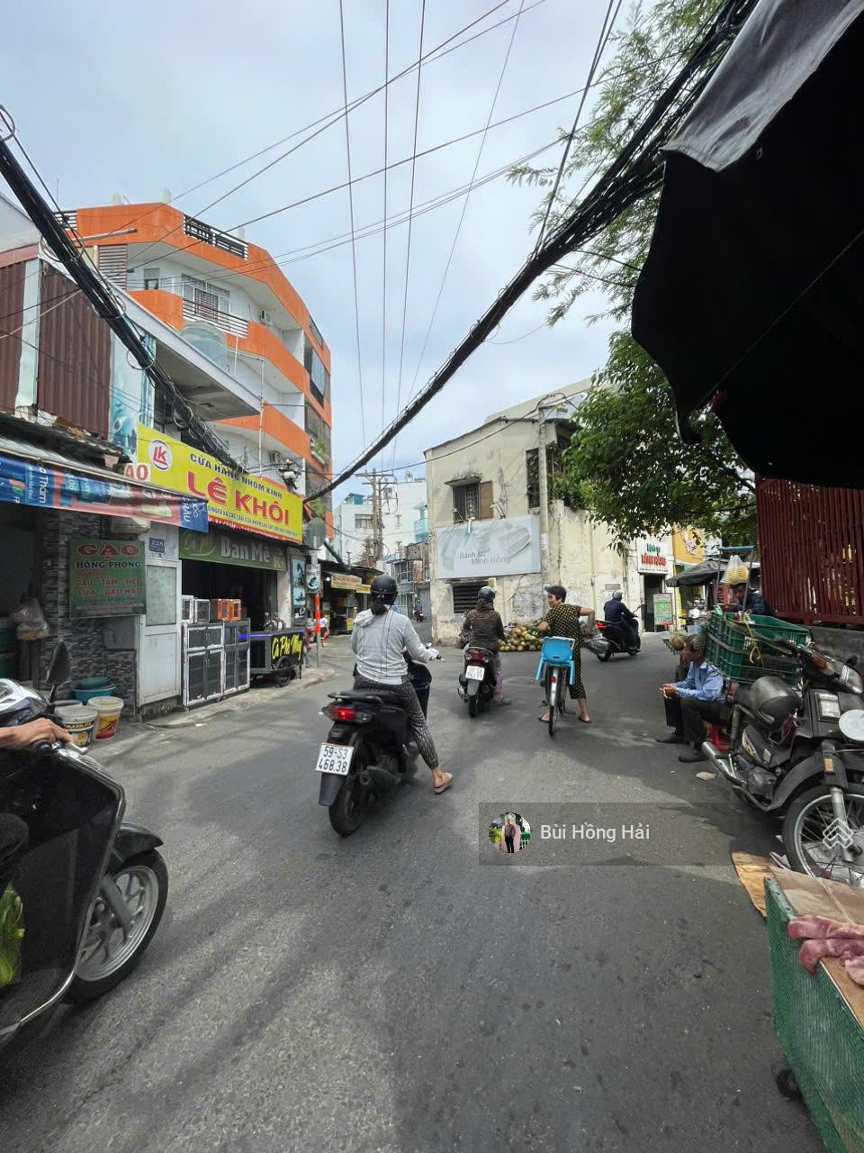 Chính chủ bán nhà 2 tầng DT 5x20 công nhận đủ - Góc 2 MT đường Nguyễn Thượng Hiền gần chợ Cây Quéo