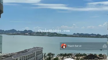 Do chuyển định cư cần bán căn hộ 2PN 84m2 view chính biển trung tâm du lịch Bãi Cháy, Hạ Long