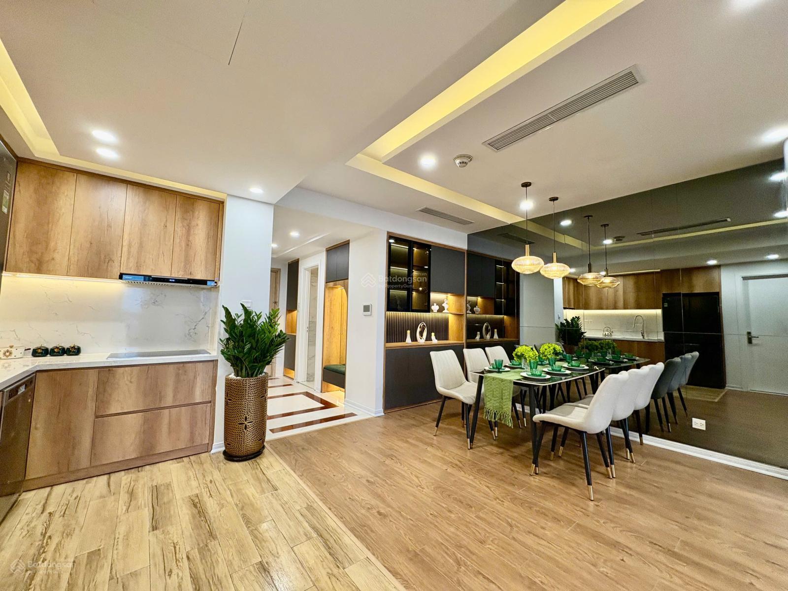 Chính chủ bán CHCC tại THĂNG LONG NUMBER ONE - 3N2W - Giá 10,35 tỷ - DT 112m2 - Full NT - Sẵn sổ GD