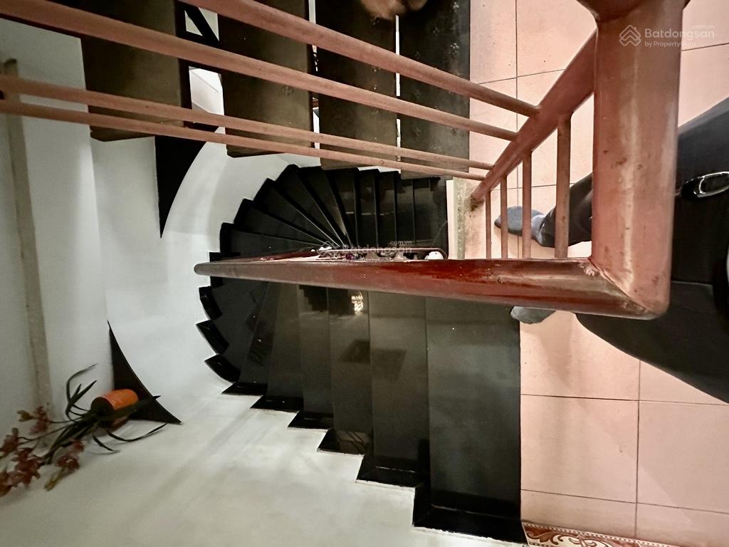 Hẻm Kia - Đường 265 - nhà 3 tầng phường Hiệp Phú - Q9 - 84m2 - Giá 6,3tỷ