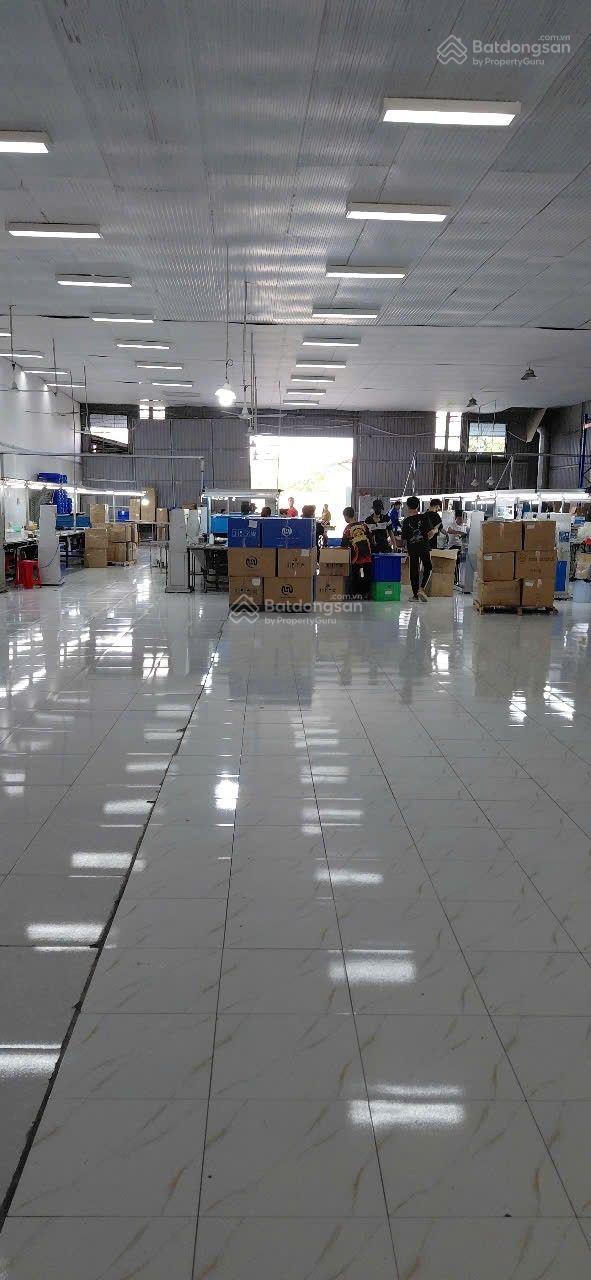 Cho thuê kho xưởng 2200m2, giá 80 triệu/tháng TP Thuận An, Bình Dương HCM. LH: 0908 954 ***