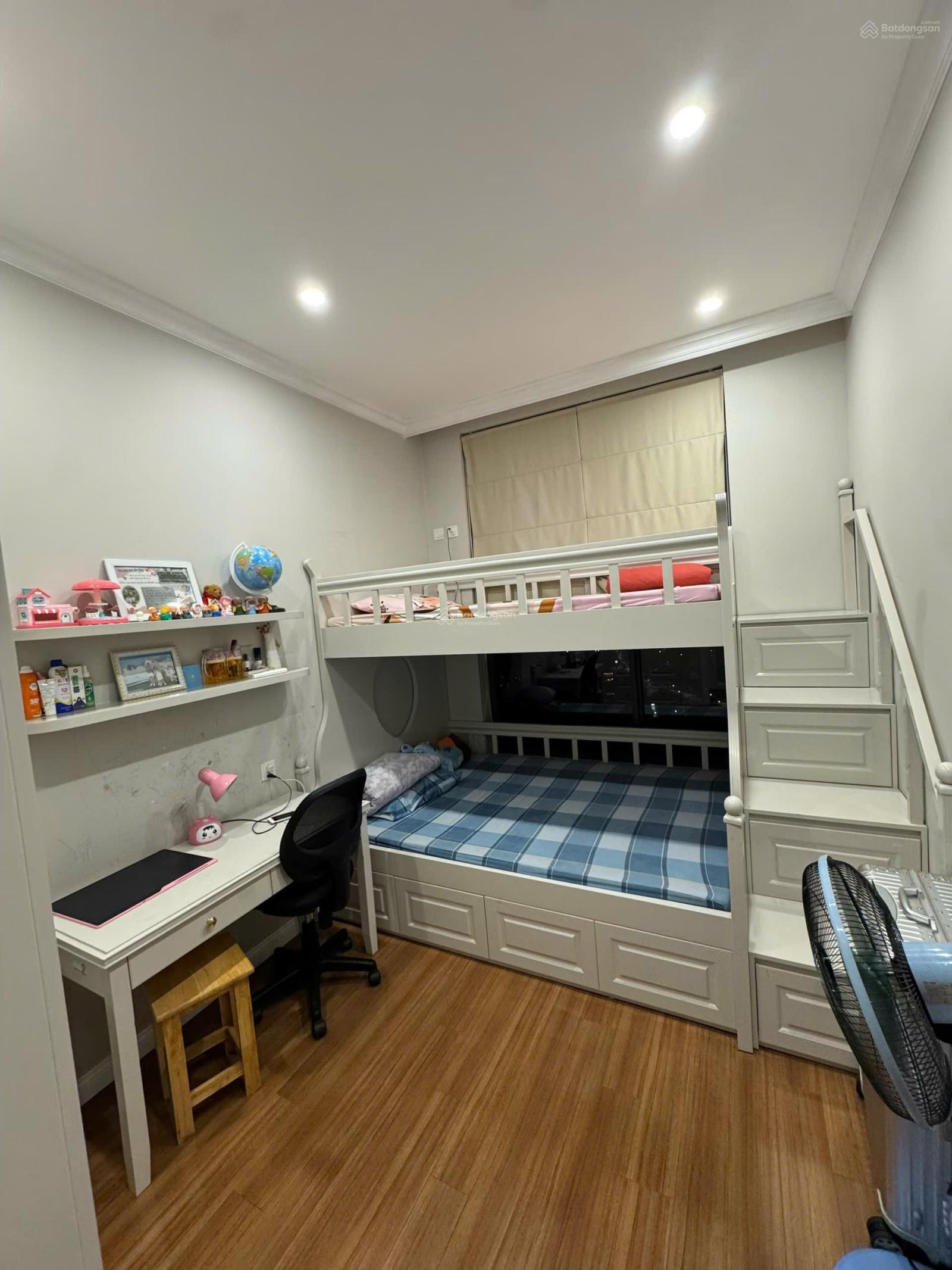 Chủ nhà đang cần bán gấp căn hộ 2pn,1wc, diện tích 52m2, tòa A chung cư xuân phương Residence