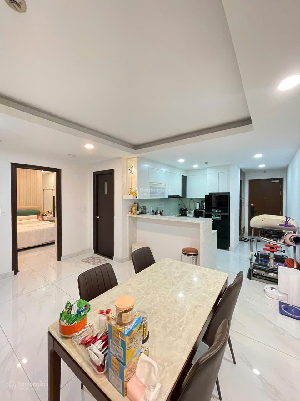 EM CẦN CHO THUÊ CC REMAX DT 82M2 2PN 2WC FULL NT GIÁ 12TR/TH LH 0909 368 *** HÂN