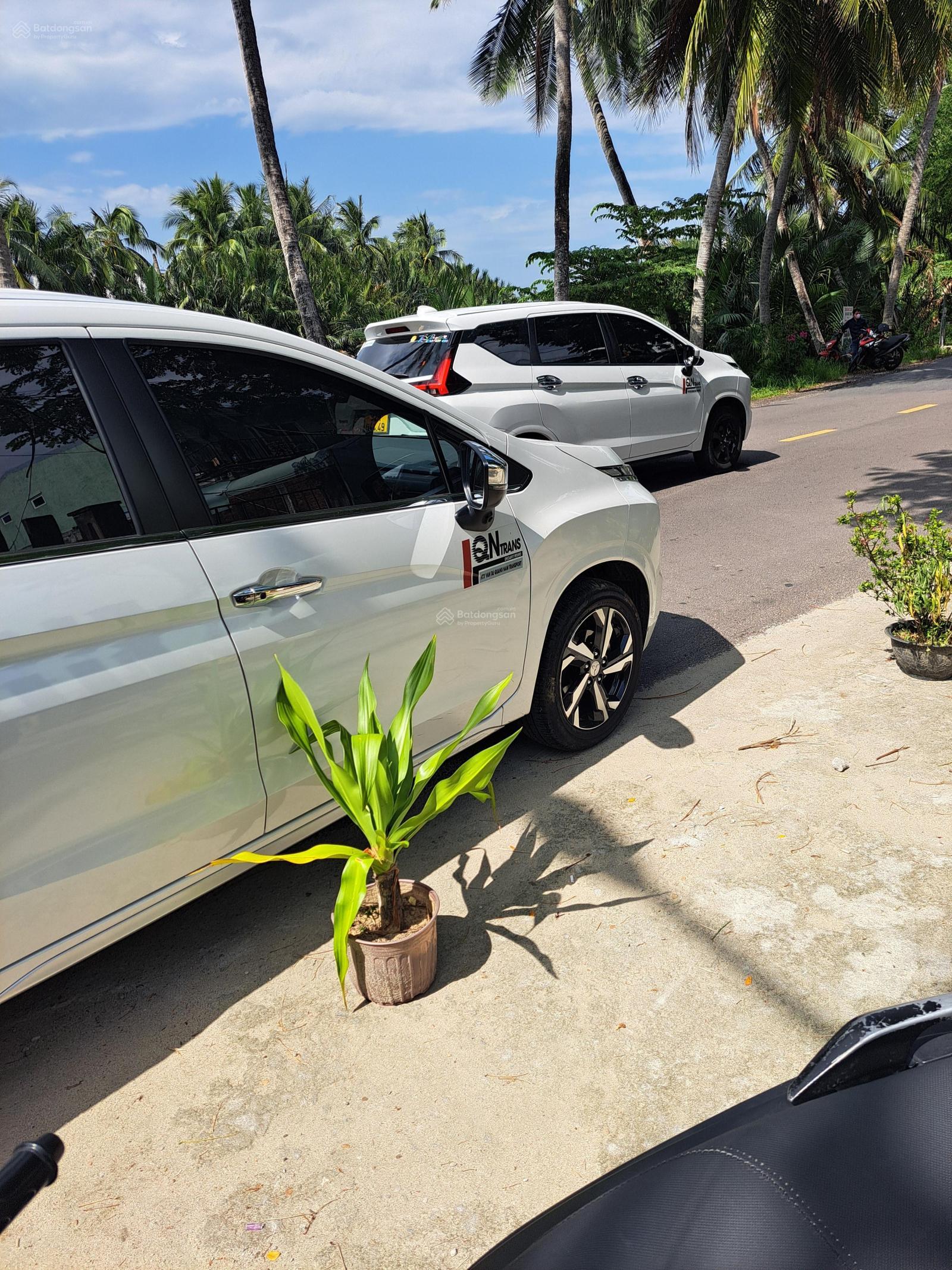 Mt đường Cửa Đại Cẩm Châu view sông hậu lúa, cạnh khách sạn bán giá tốt