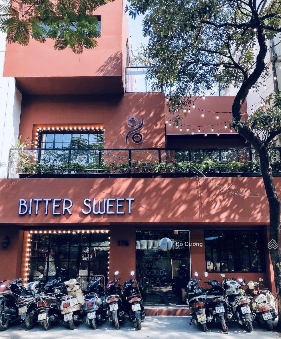 Cực gấp - chủ cần bán nhanh nhà mặt phố Trần Hưng Đạo - 385m2 x 3 tầng giá bán đất - mặt tiền 9,5m