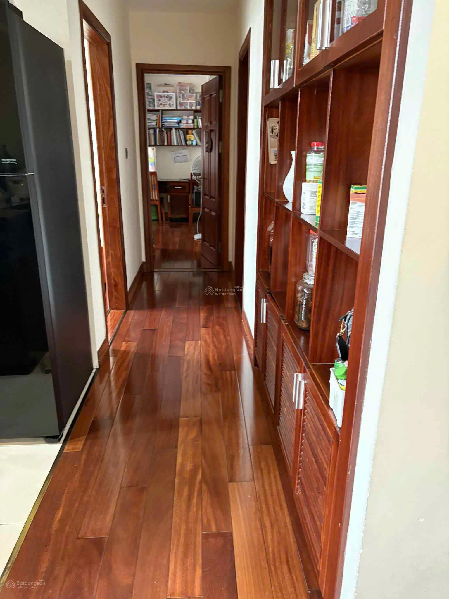 Mới. Chủ nhà tin tưởng gửi bán căn hộ Home City 3PN 10 Tỷ. LH: 0971 461 *** Mới. Chủ nhà tin tưởng gửi bán căn hộ Home City 3PN 10 Tỷ. LH: 0971 461 ***