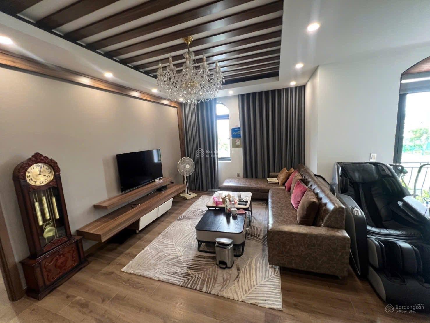 Song lập 144m siêu đẹp, vị trí VIP, hoàn thiện đẳng cấp thang máy.