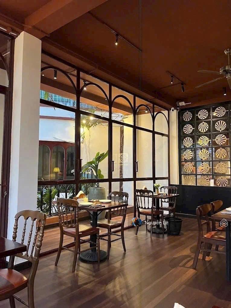 Chính Chủ Cần Cho Thuê Nhà 38 Lê Thánh Tôn Phường Bến Nghé Quận 1 Giá 100tr