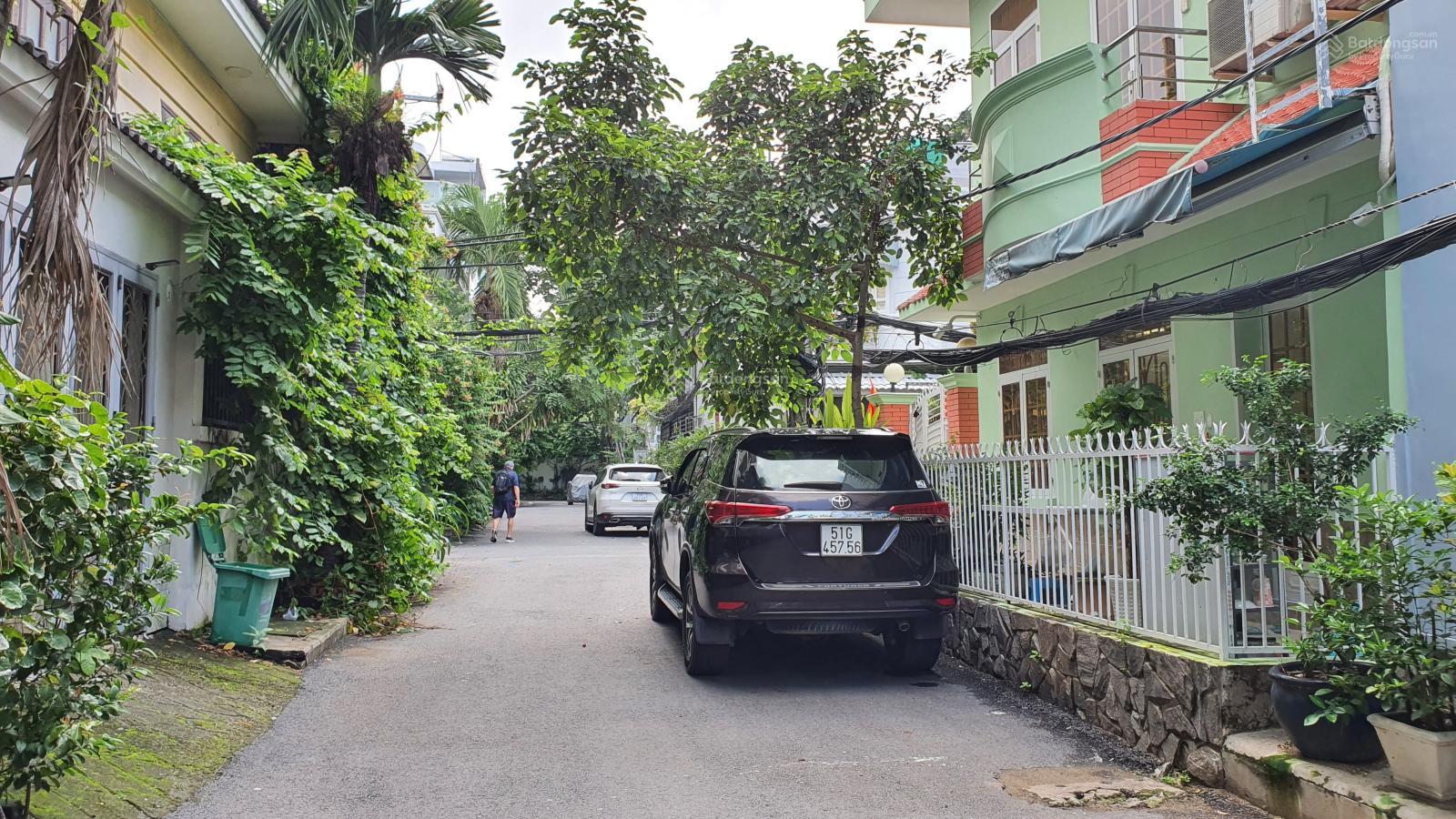 Biệt thự VIP Thảo Điền, ngang khủng 10 m, giá chỉ nhỉnh 30 tỷ