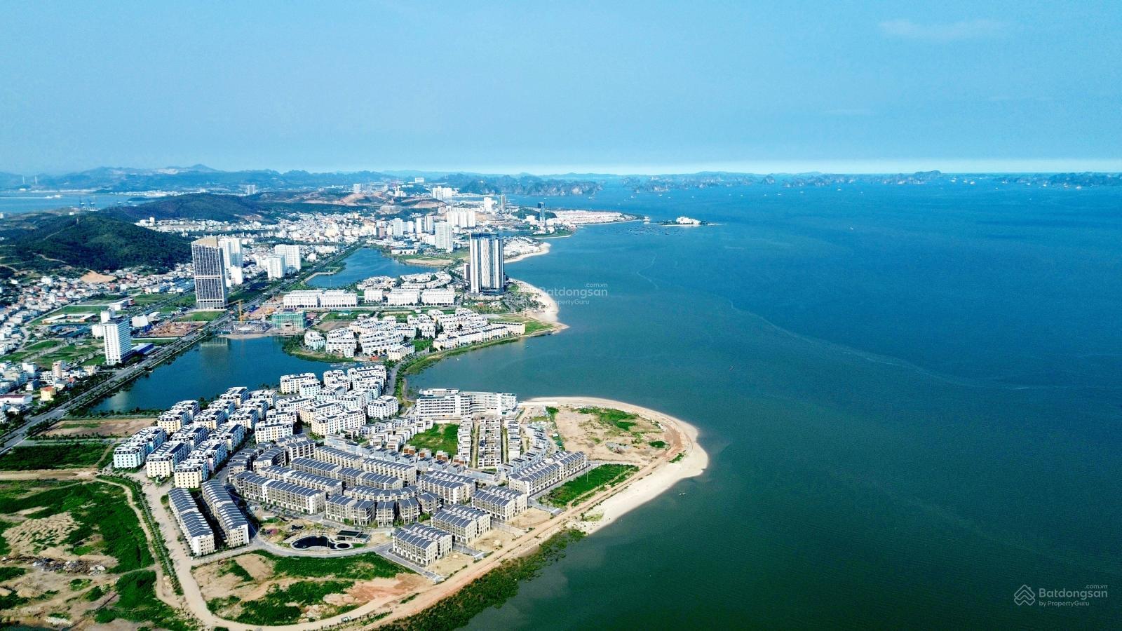 Bán 942m2 Đất Xây KS 10-20 Tầng - Bãi Cháy, Cách biển 100m