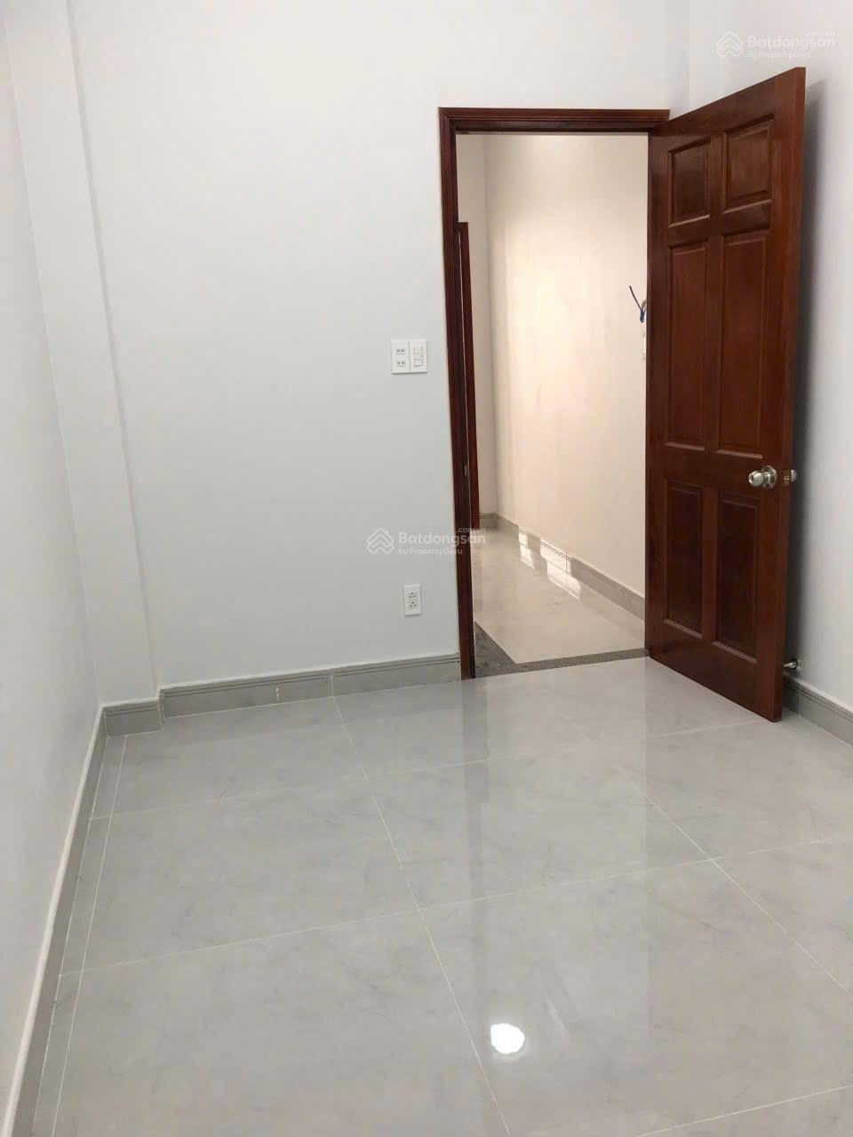 Cho thuê nhà Nam Kỳ Khởi Nghĩa, Quận 3 - Trệt 3 Lầu, sân thượng, 5P 4wc - Giá 18tr Cho thuê nhà Nam Kỳ Khởi Nghĩa, Quận 3 - Trệt 3 Lầu, sân thượng, 5P 4wc - Giá 18tr