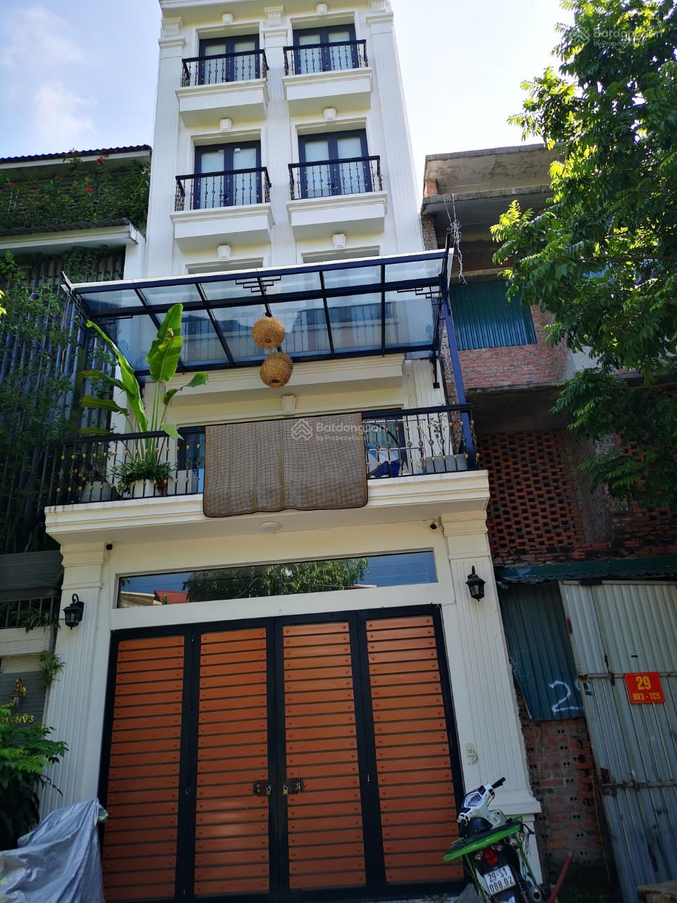 Cho thuê nhà liền kề phố Nguyễn Khuyến, Văn Quán, Hà Đông. DT 100m2x5 tầng, mt 4.8m, 22tr/th