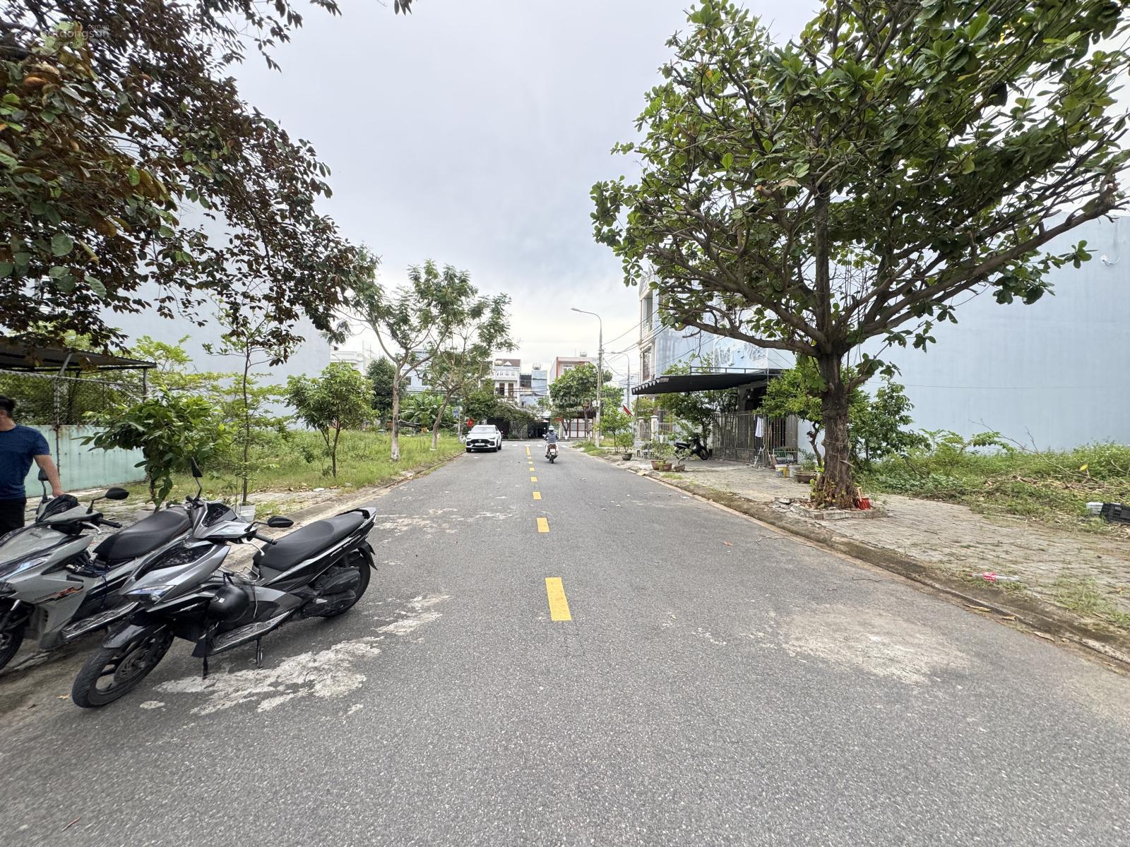 Chính chủ bán lô đất đường Văn Tân khu phố chợ Non Nước