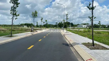 Bán lô 80m2 - Đường nhựa 8m - Ngay vòng xoay Vành Đai 3 và cao tốc Mộc Bài - Cách Hóc Môn chỉ 1km