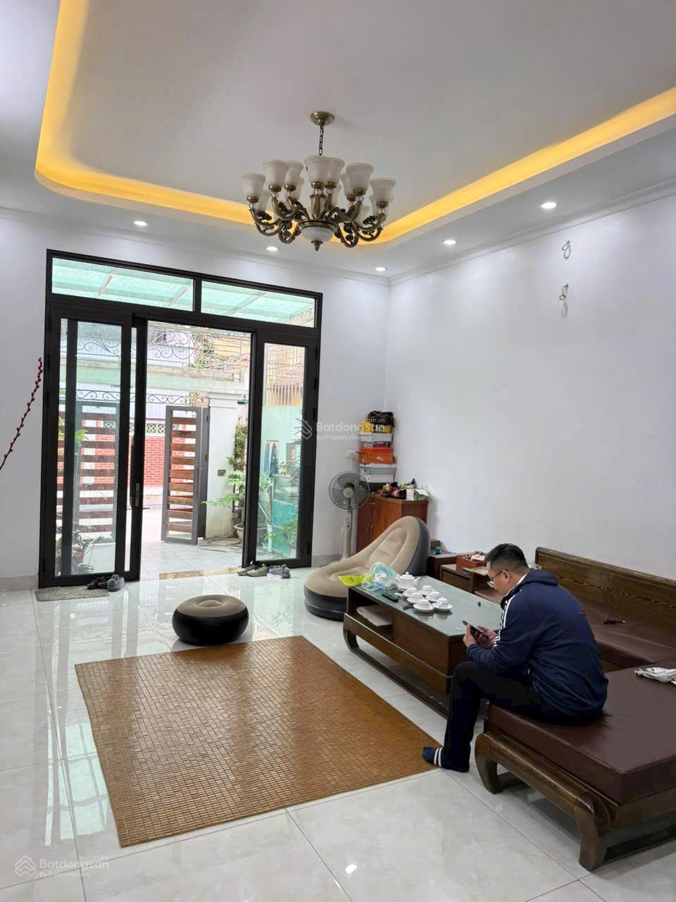 Cần bán nhà Cự Khối Long Biên Hà Nội Cần bán nhà Cự Khối Long Biên Hà Nội