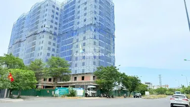 1 căn số 10 duy nhất ban công Đông Nam 3PN 2WC bán nhanh 3tỷ550tr. LH: 0901 920 *** (LV chính chủ)