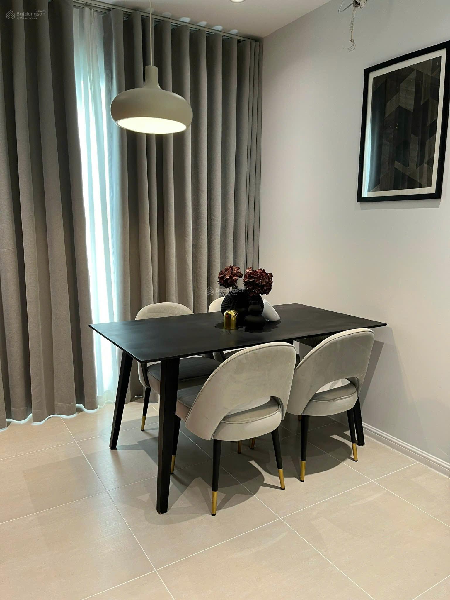 Cần bán CC An Phú DT 94m2, 3PN 2WC, full NT, giá 3,9 tỷ có sổ LH 0909 368 *** Hân Cần bán CC An Phú DT 94m2, 3PN 2WC, full NT, giá 3,9 tỷ có sổ LH 0909 368 *** Hân