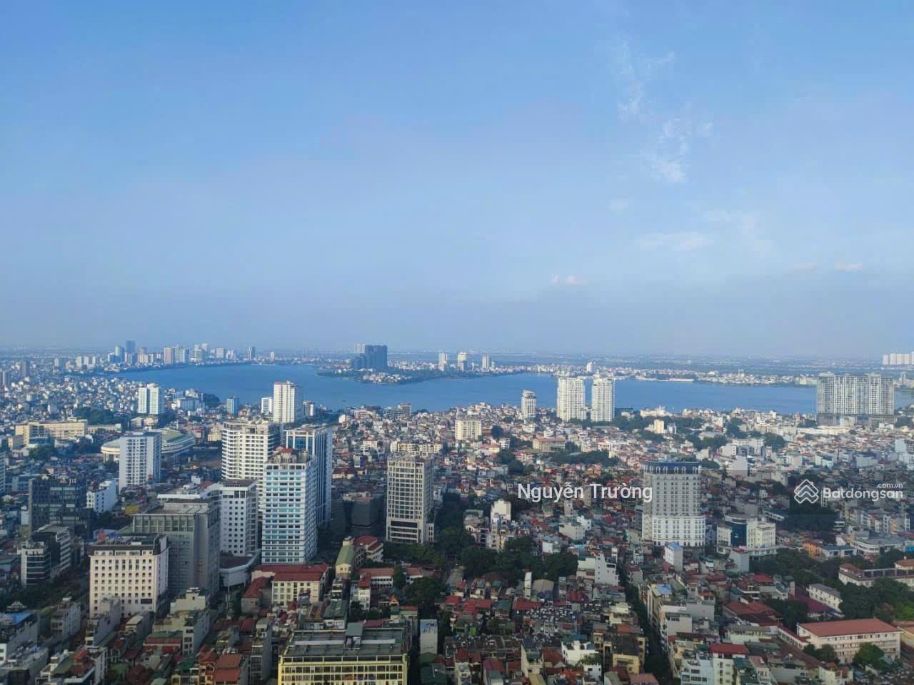 Cần bán căn hộ 75m2, 2 ngủ 2 vệ sinh, full đồ đẹp, chung cư Vinhomes Metropolis. Giá 16 tỷ