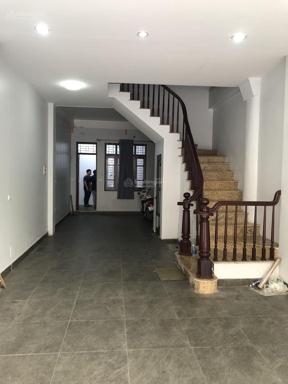 Cho thuê nhà KĐT Văn Quán, Nguyễn Khuyến, Hà Đông, DT 100m2, MT 5m, 4 tầng, giá 22tr. Lh 0987 190 ***