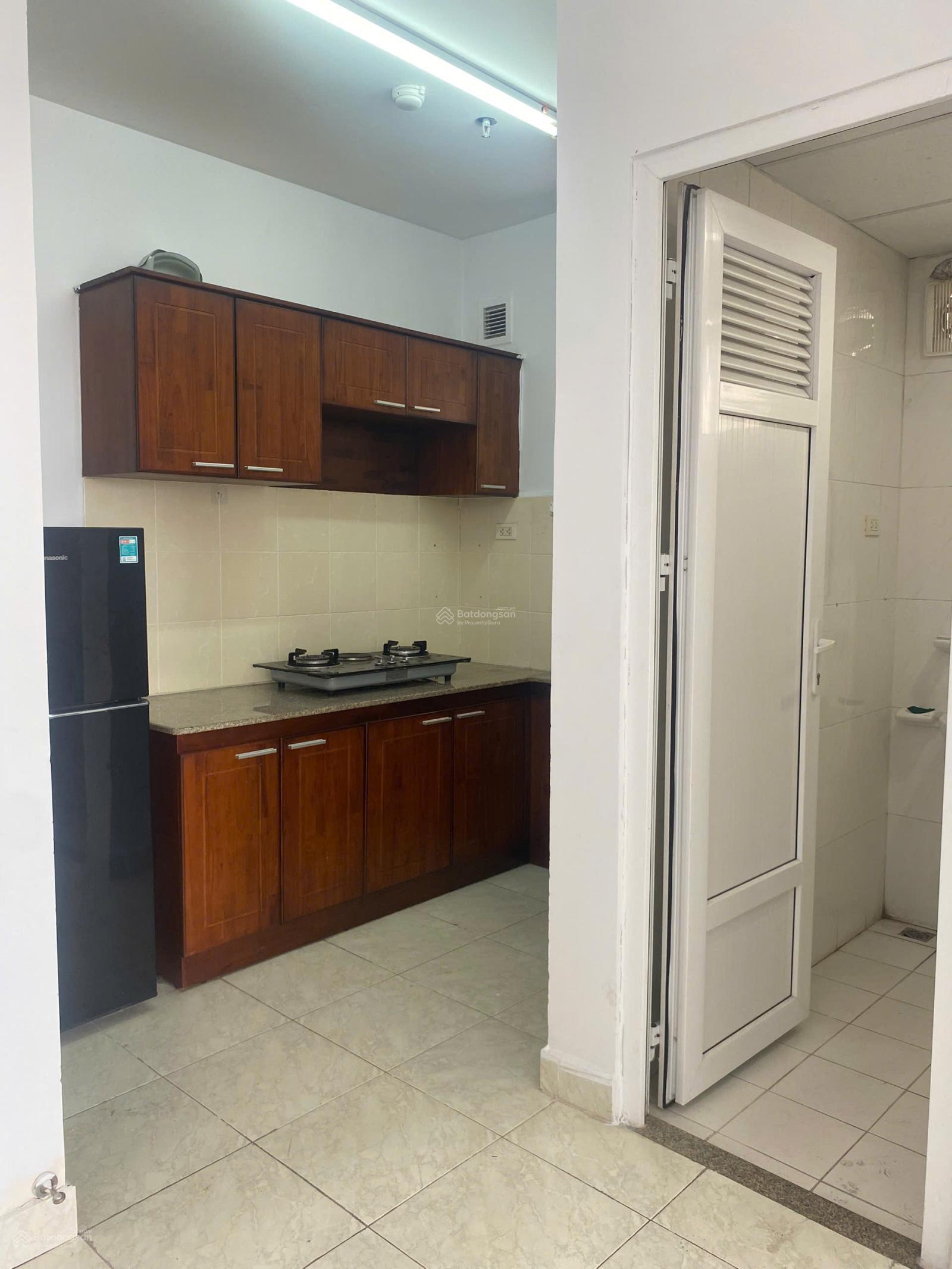 Trung tâm Bình Thạnh căn 1PN 1WC giá cực tốt 10 tr, chung cư 90 Nguyễn Hữu Cảnh. LH 0909 445 ***