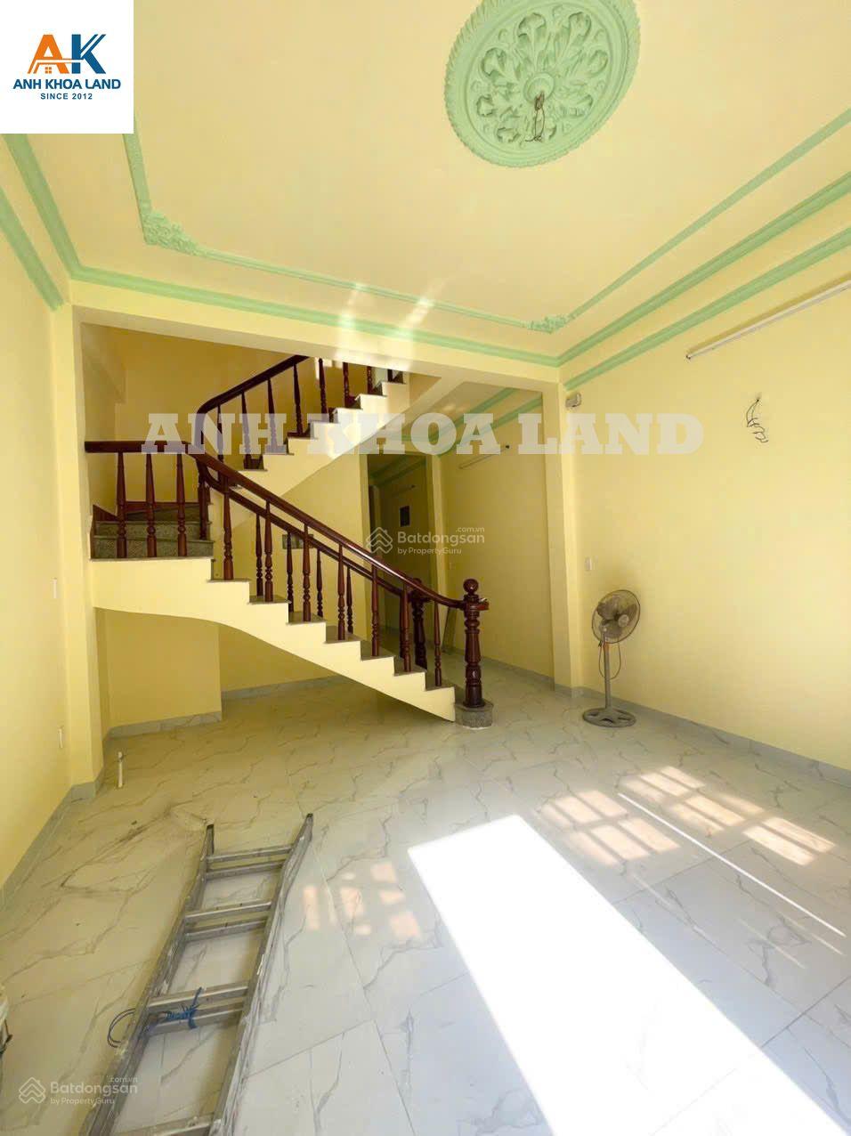 Chỉ 6 tỷ sở hữu nhà trệt lầu hẻm xe hơi hướng đông nam, KDC đông đúc nhộn nhịp, pháp lý chuẩn