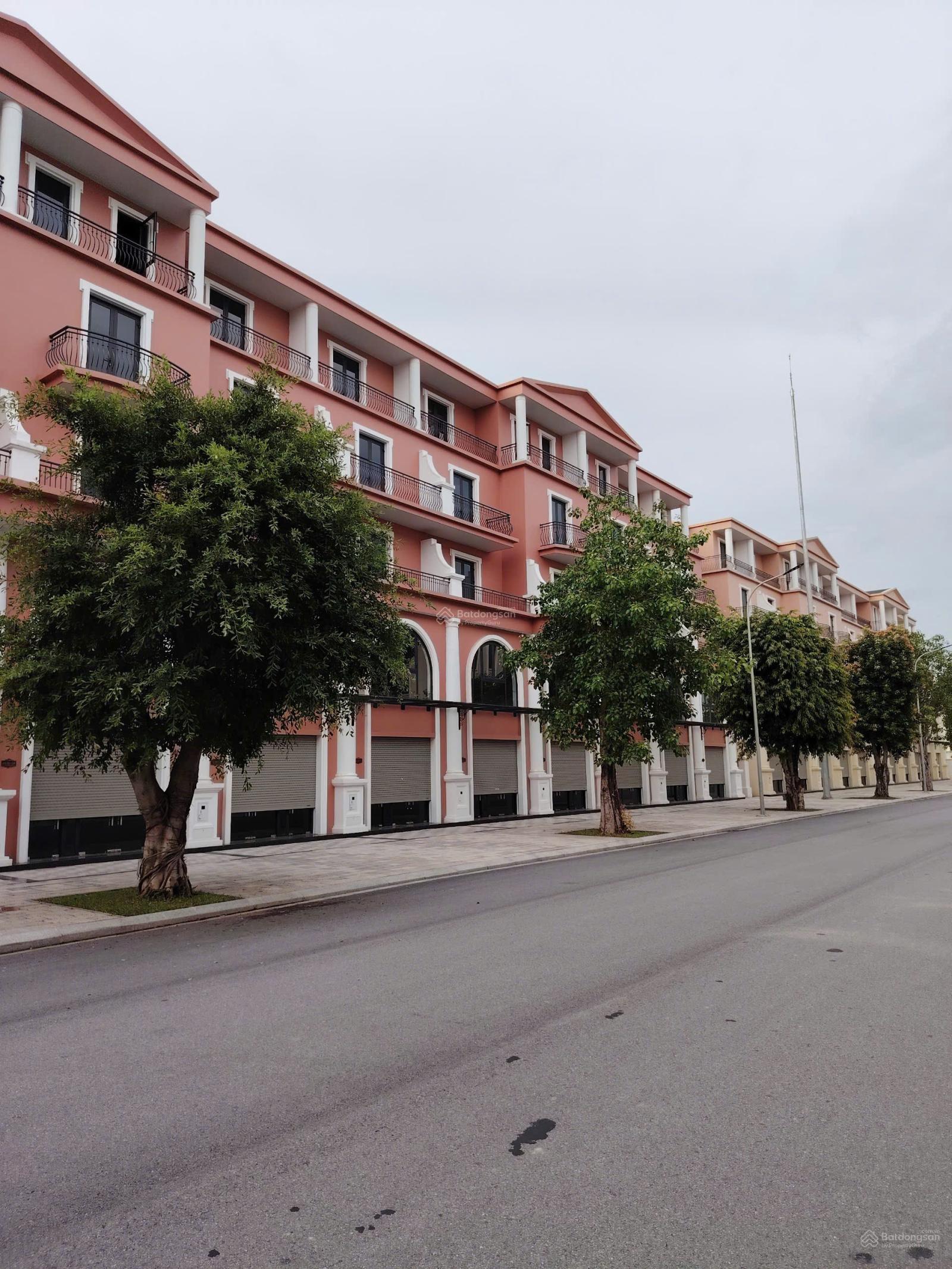 Giá rẻ vô địch! Liền kề xẻ khe Ocean Park 3 mặt đường 25m kinh doanh - DT 105m2 giá chỉ 14,9 tỷ