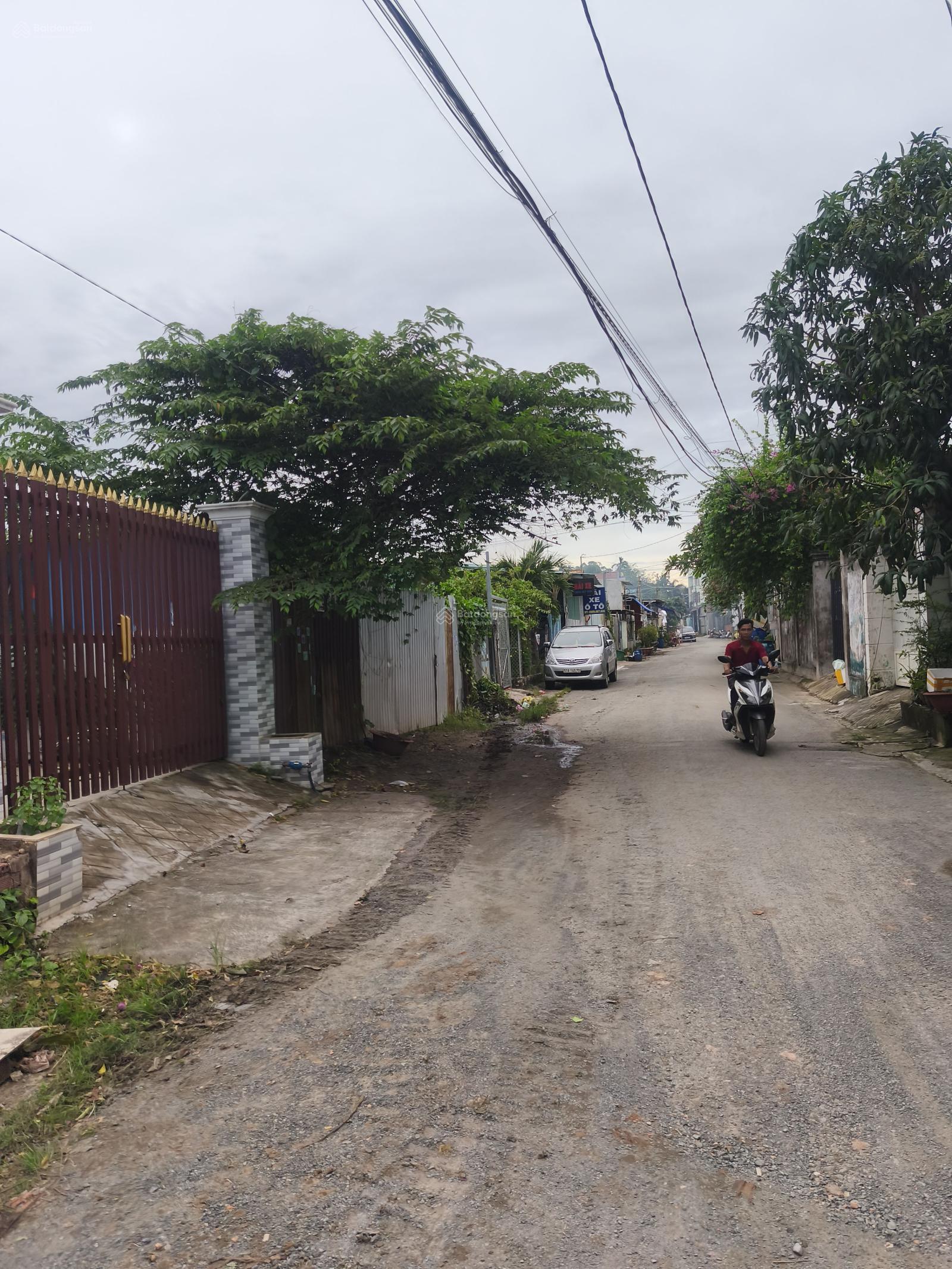 Bán đất mặt tiền hẻm 894 Long Thạnh Mỹ, TP. Thủ Đức