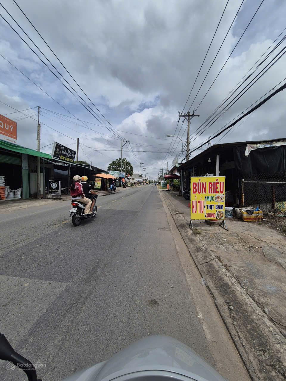 Cần bán đất MT Hoàng Phan Thái, Bình Chánh, Hồ Chí Minh 1259m2 có 1122m2 OĐT giá 30tỷ thương lượng