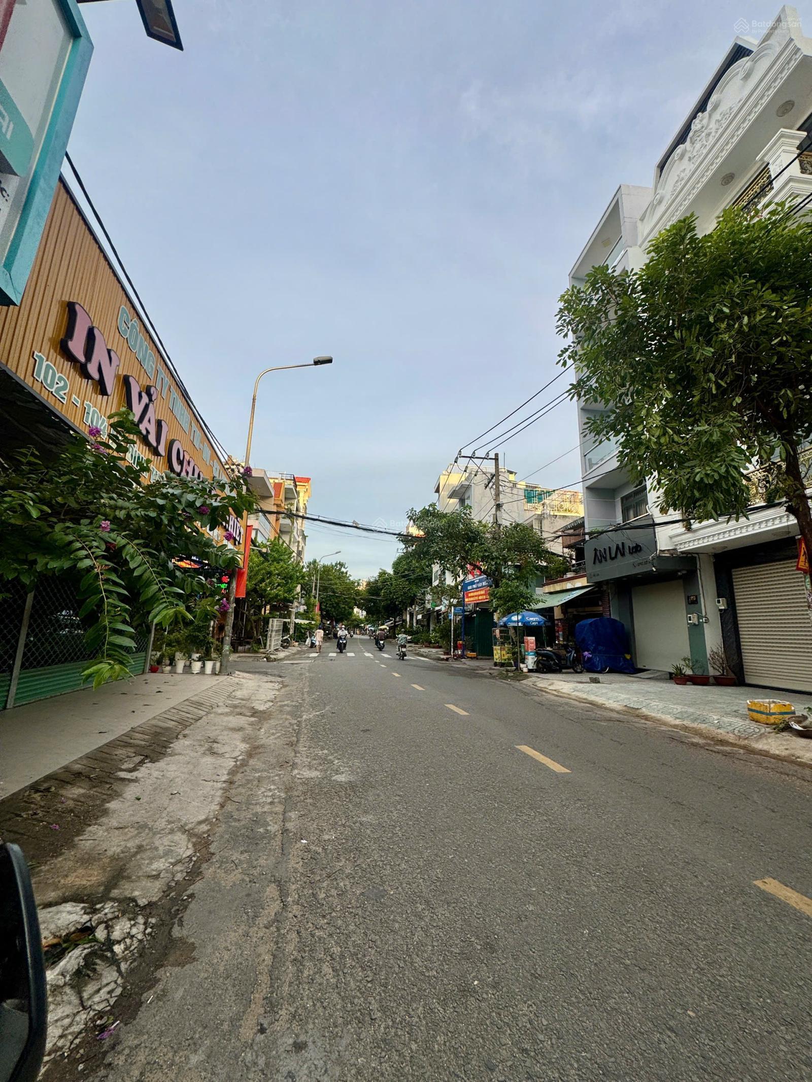 Bán nhà mặt Lê Đình Thám, Phường Tân Sơn Nhì ( Phường Tân Quý, Quận Tân Phú)