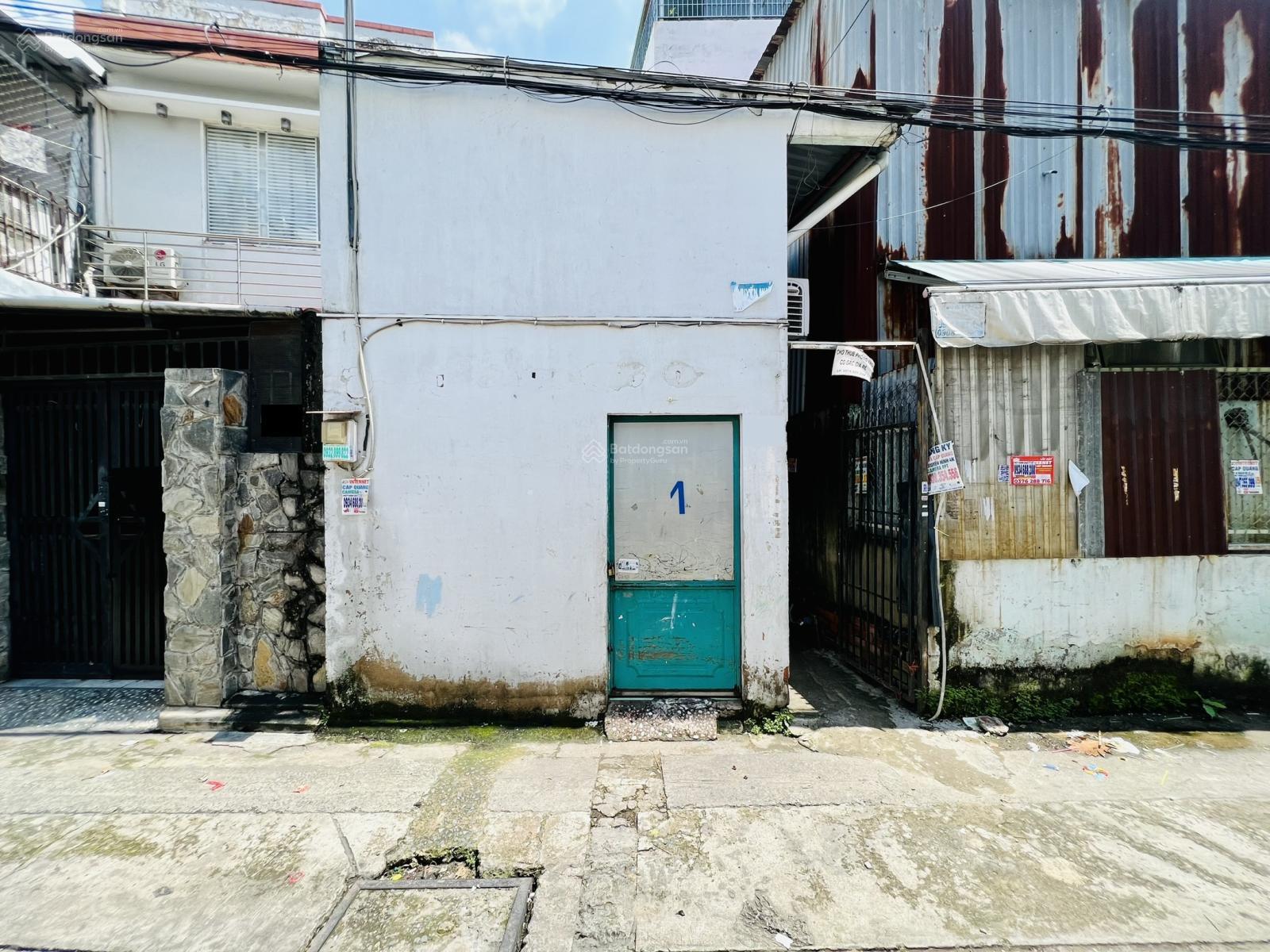 Bán Đất Sát Mặt Tiền Lê Đình Cẩn Gần Khu Tên Lửa 4x17m Giá Tốt 4,5 Tỷ SHR Tặng Dãy Trọ Bán Đất Sát Mặt Tiền Lê Đình Cẩn Gần Khu Tên Lửa 4x17m Giá Tốt 4,5 Tỷ SHR Tặng Dãy Trọ